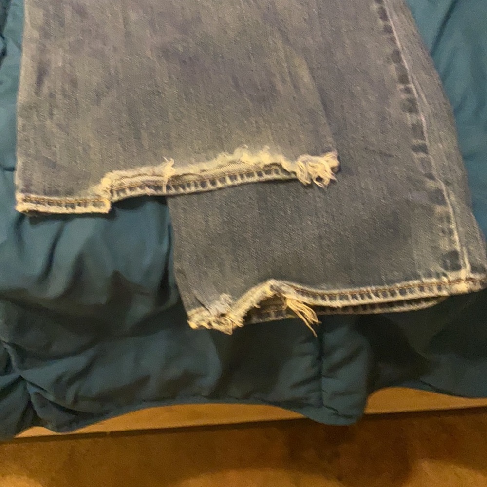 American Eagle size 8 stretch blue jeans - Picture 2 of 5